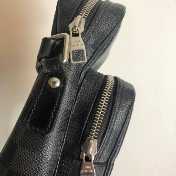 Louis Vuitton graphite Amazon bag - Picture 5 of 10